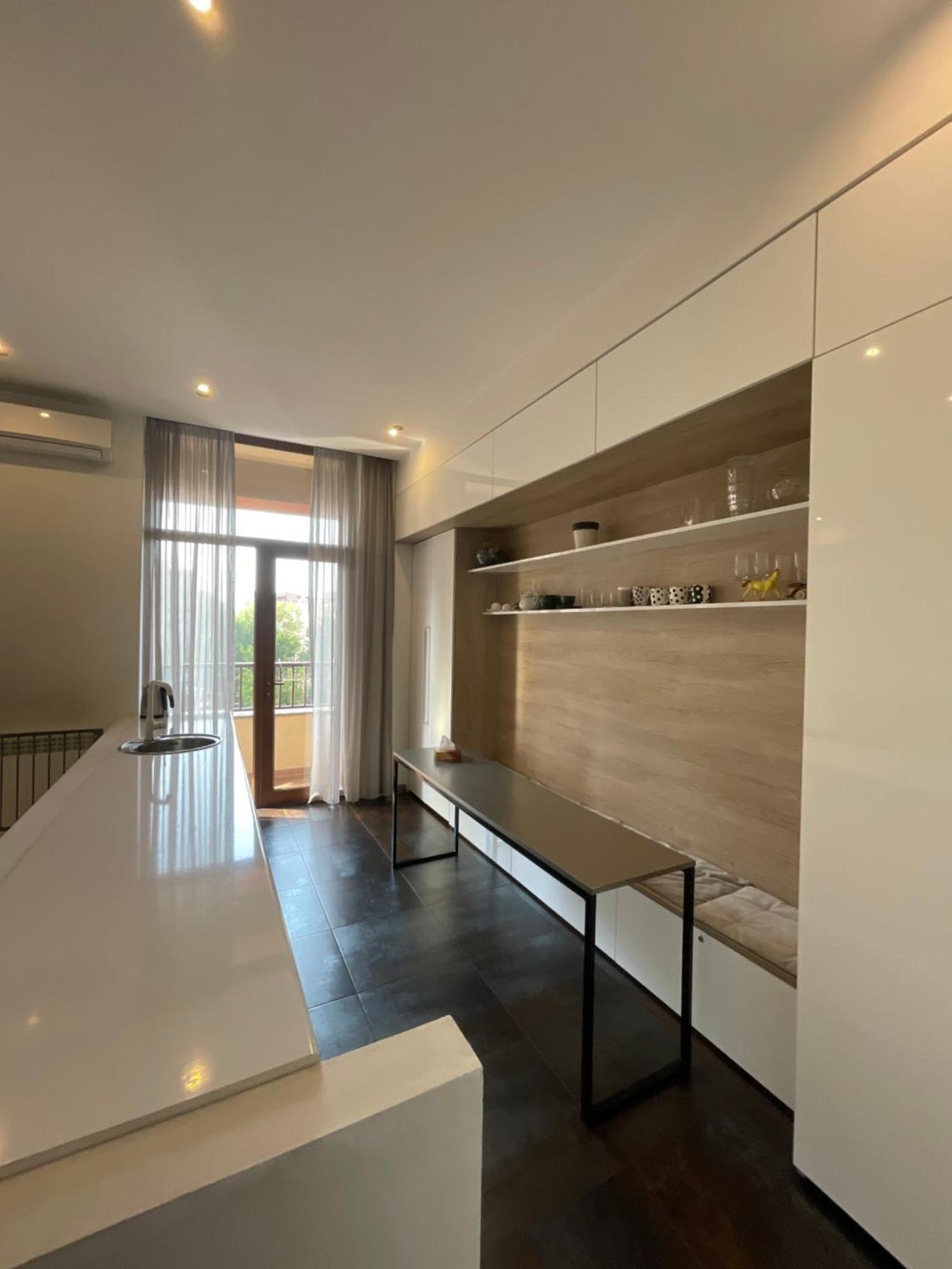 Metro Apartment Yerevan Luaran gambar