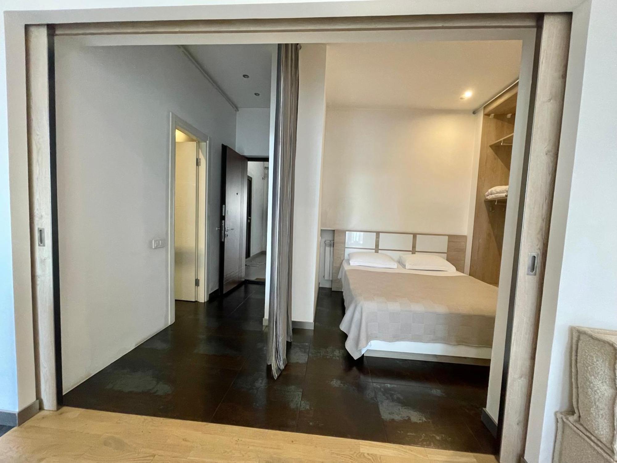 Metro Apartment Yerevan Luaran gambar
