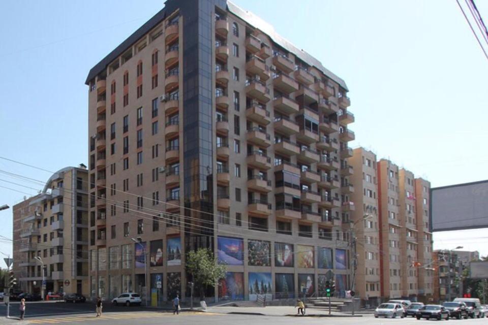 Metro Apartment Yerevan Luaran gambar
